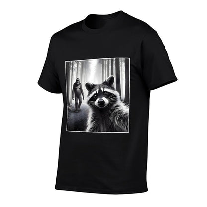 Scared Raccoon Selfie With Sasquatch Bigfoot Funny Raccoon T-Shirt