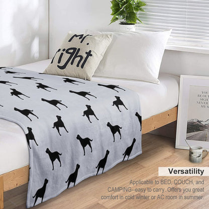 Black Labrador Retriever Silhouette(s) Throw Blanket