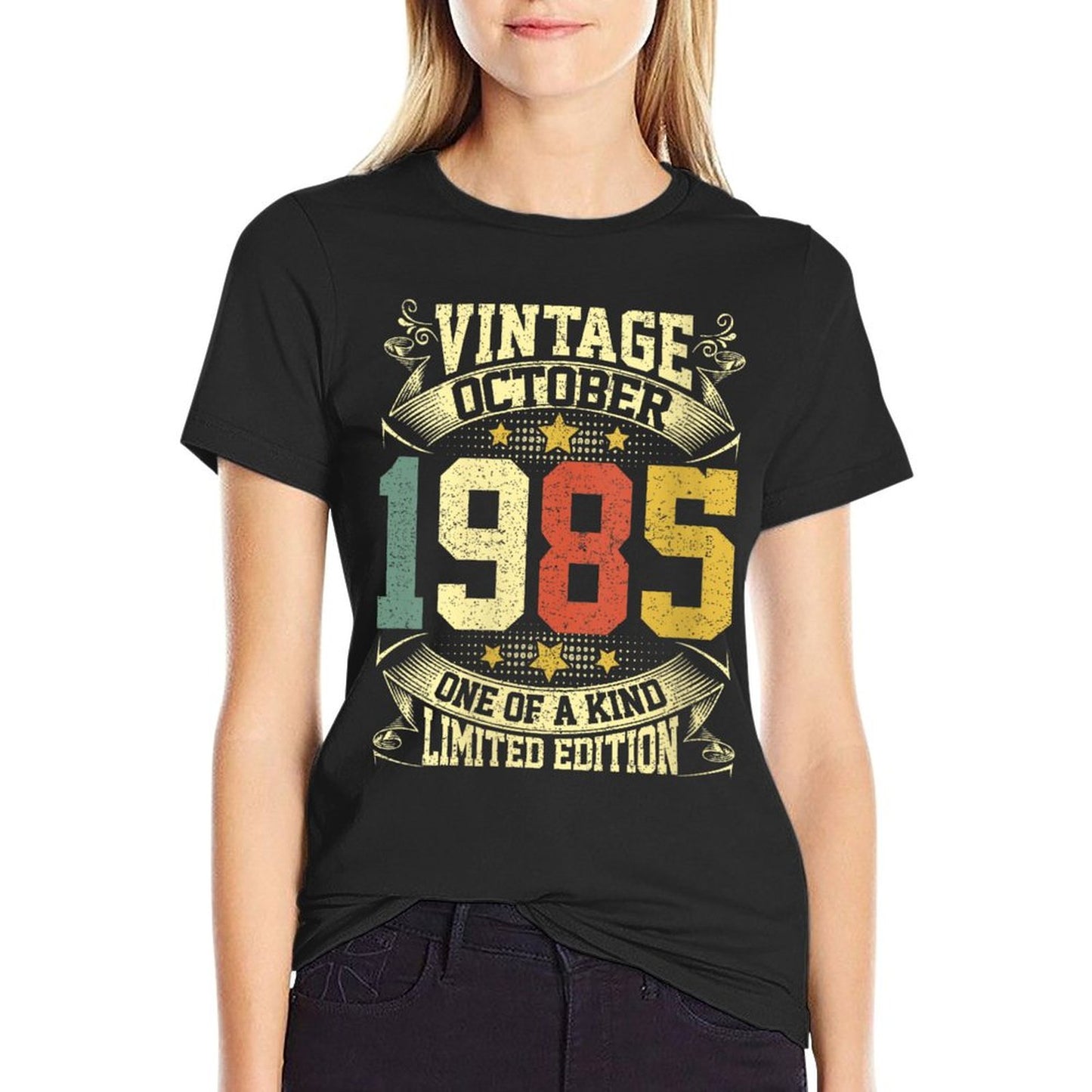 Womens 40 Year Old Gift Vintage Made In October 1985 40th Birthday  Lightweight T-Shirt
