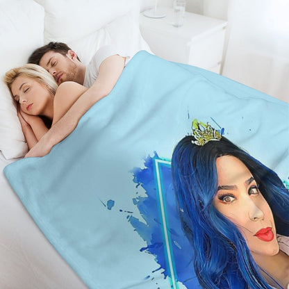 Evie Queen - Descendants 3 Throw Blanket