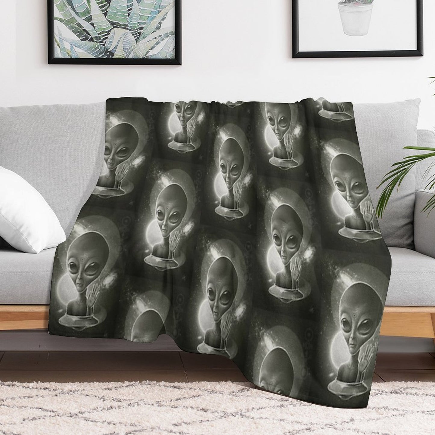 Alien II Throw Blanket