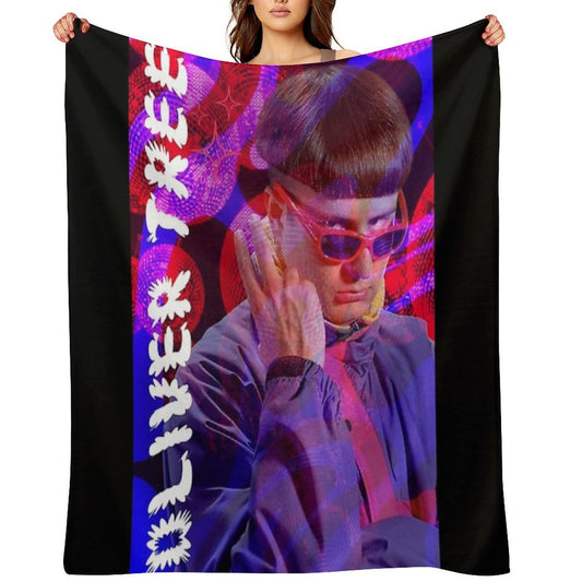 OLIVER TREE Throw Blanket