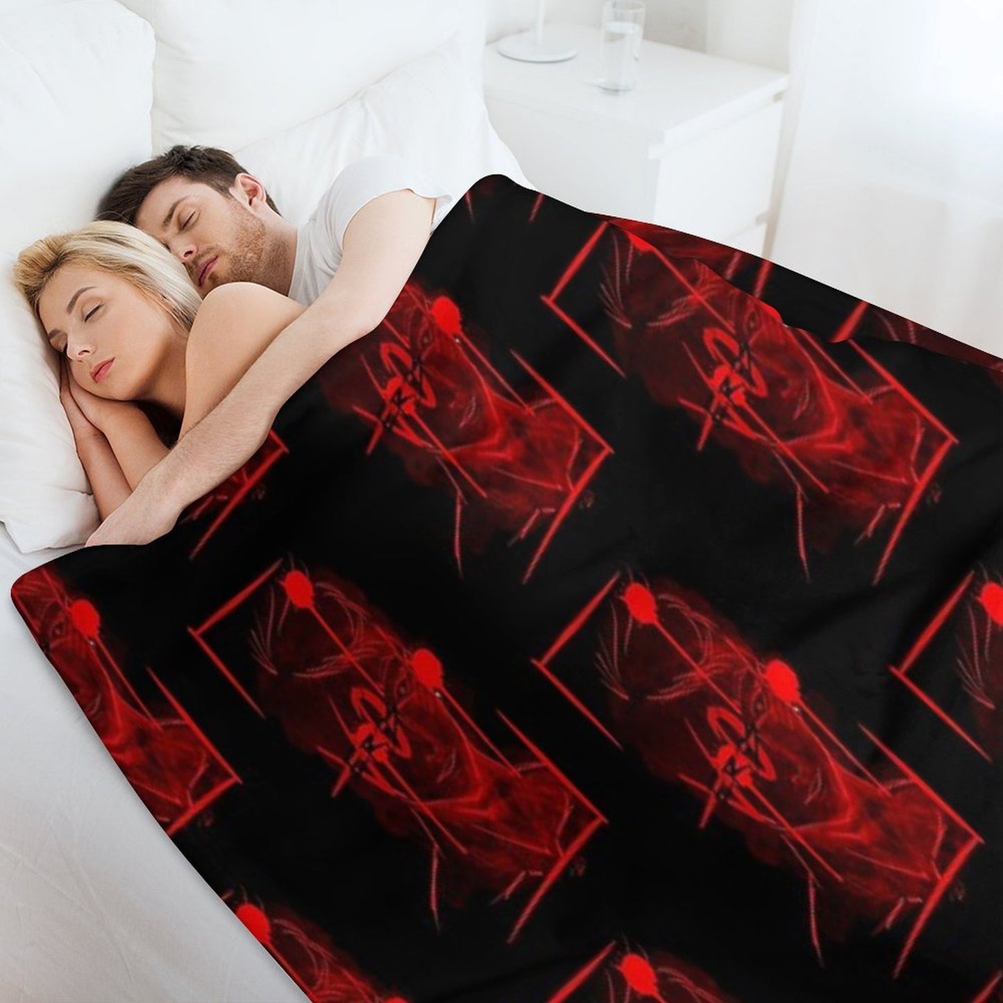 Vo.ME (black) Throw Blanket