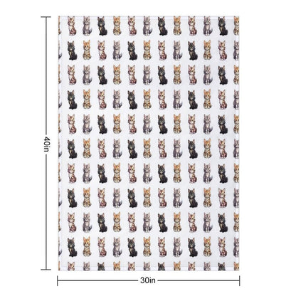 Cute Maine Coon Cats Throw Blanket