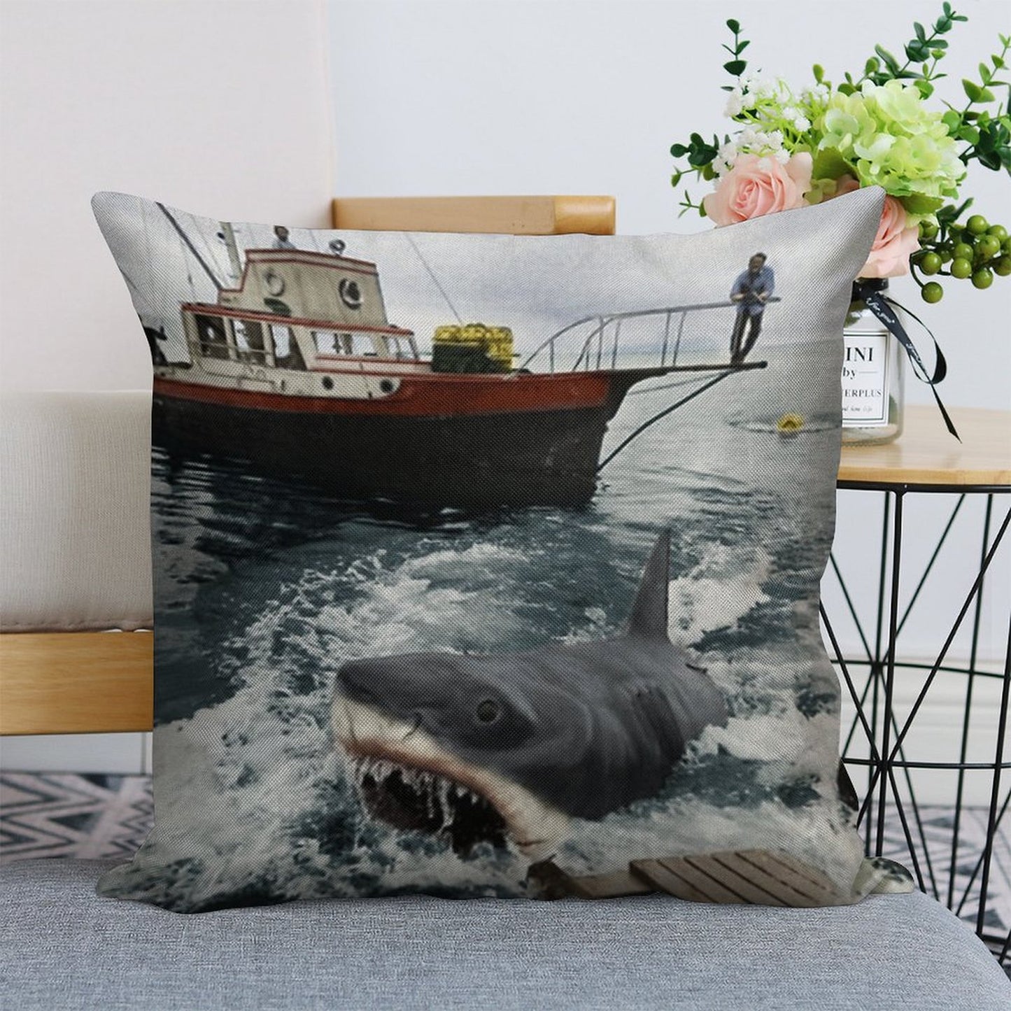 Jaws Photography Linen Throw Pillow Cover