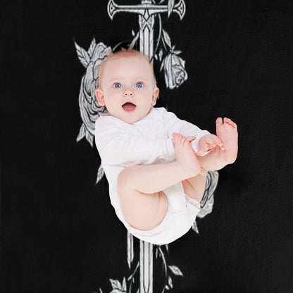 Roses of The Broken Sword Throw Blanket