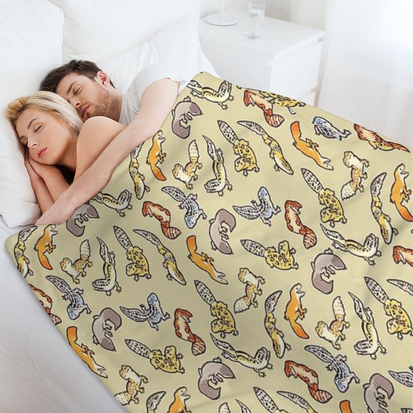 Chub Gecko Babies Throw Blanket