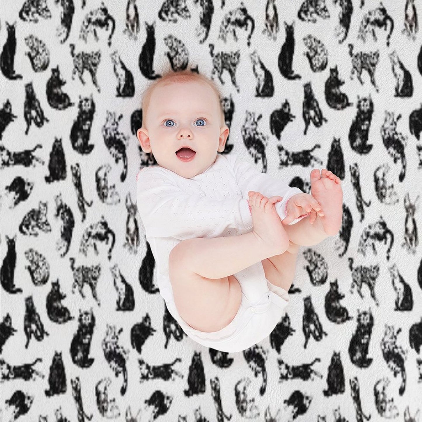 Kitty Kitty, Bang-bang! Throw Blanket