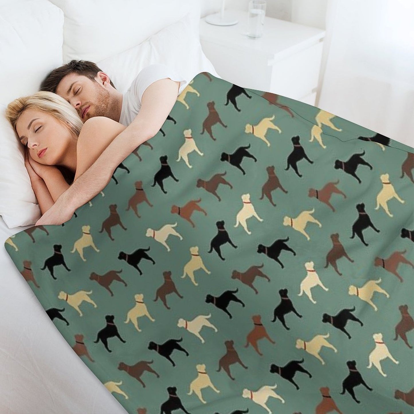 Labrador Retriever Dog Silhouettes Pattern with Chocolate, Yellow, Red And Black Labs Throw Blanket