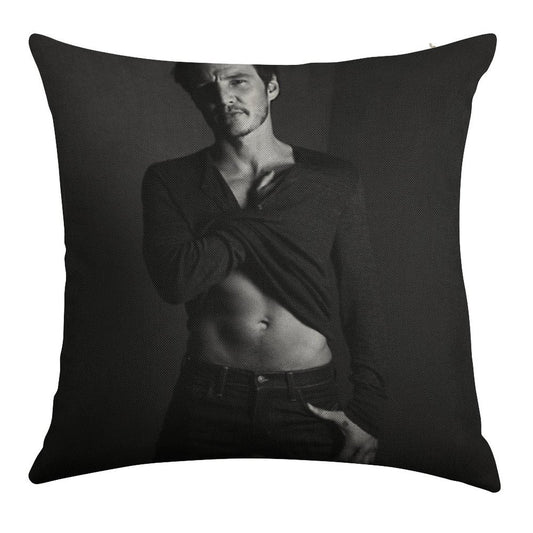 Pedro Pascal - BW I Linen Throw Pillow Cover
