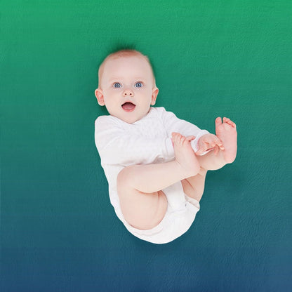 Color Shift - Light Green to Dark Blue Throw Blanket