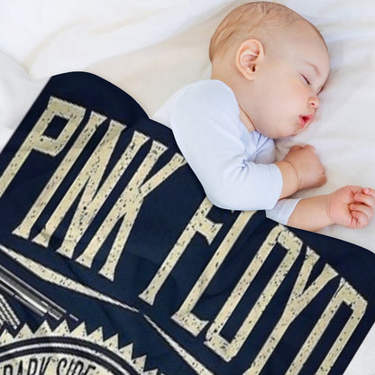 Tour Musical - The Drack Side Of The Moon Poster Throw Blanket