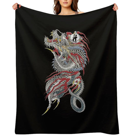 Kiryu Kazuma - Dragon of Dojima (Yakuza) Throw Blanket