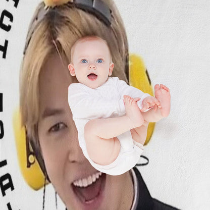 Lachimolala Throw Blanket