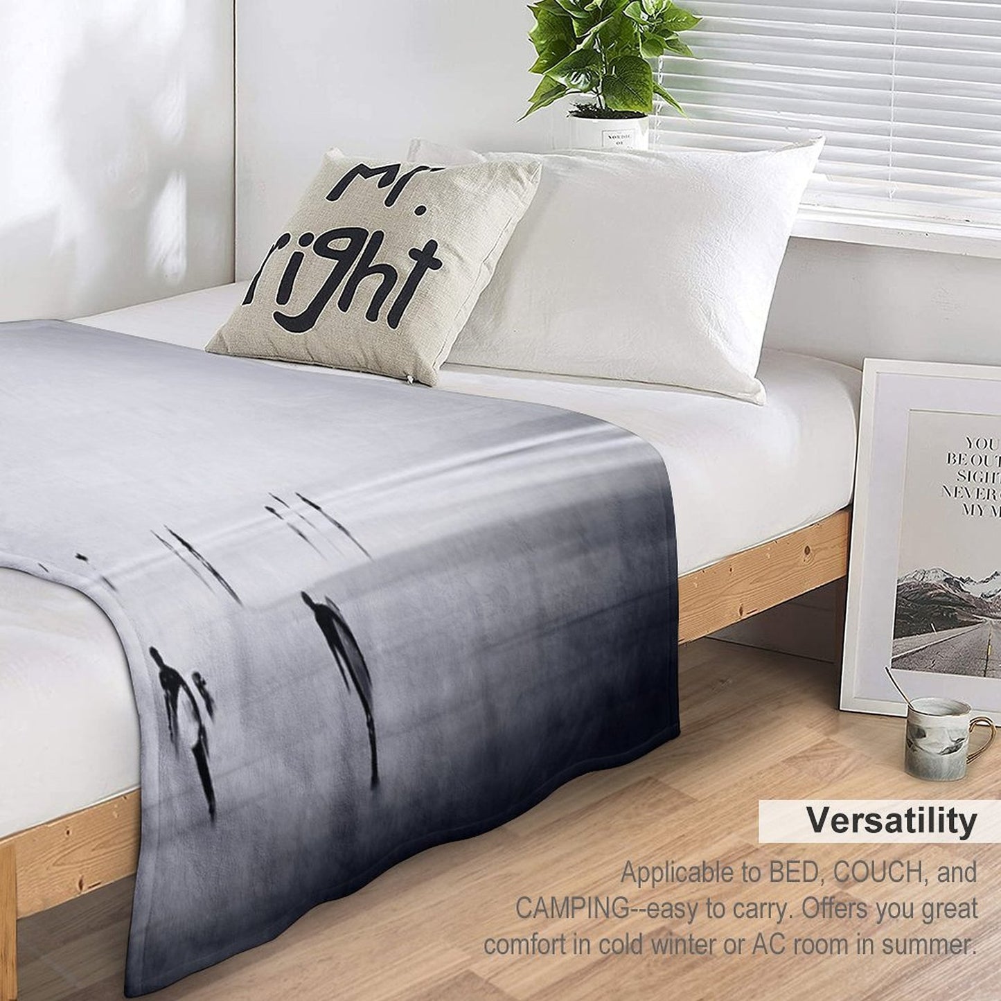 Strangers on A Beach - Abstract Seascape Throw Blanket