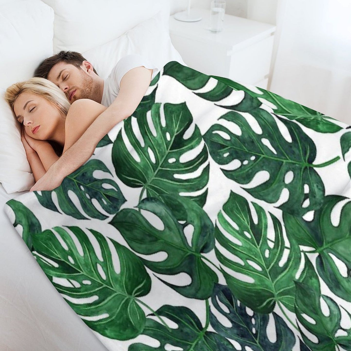 Tropical Monstera Leaves - Dark Emerald Green Throw Blanket