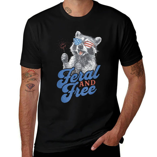 Feral & Free Funny Patriotic Racoon Feral And Free 4th July  Lightweight T-Shirt