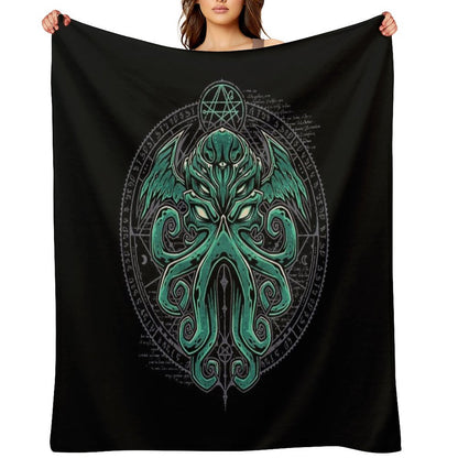Great Cthulhu Throw Blanket