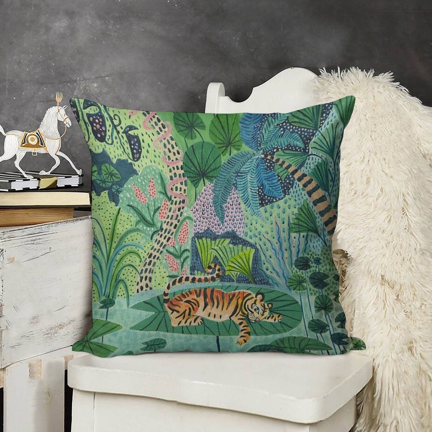 Jungle Tiger Linen Throw Pillow Cover