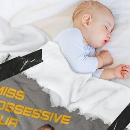 Tate McRae Miss Possessive Tour Top Throw Blanket