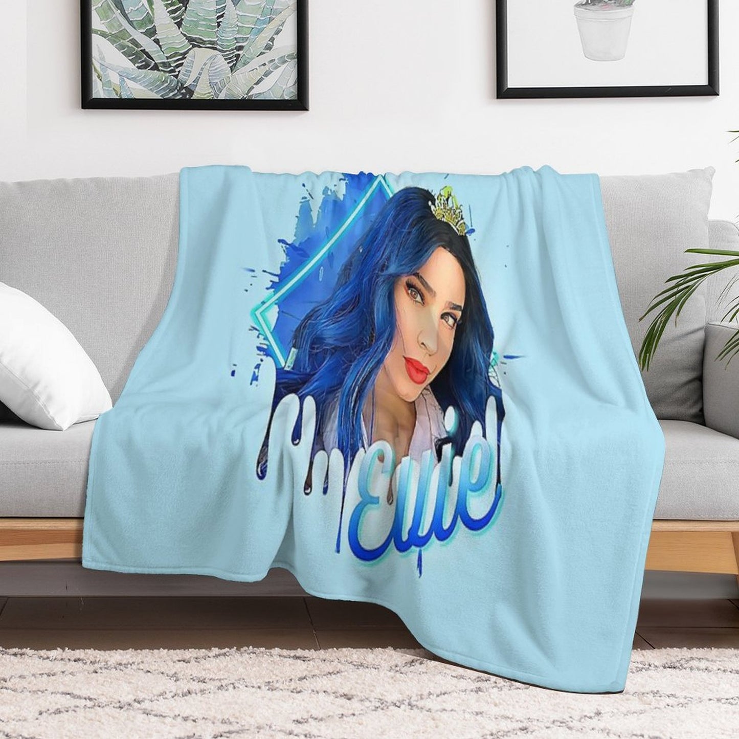Evie Queen - Descendants 3 Throw Blanket