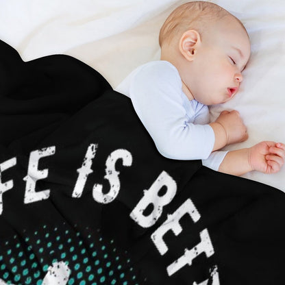 Handball Vintage Throw Blanket