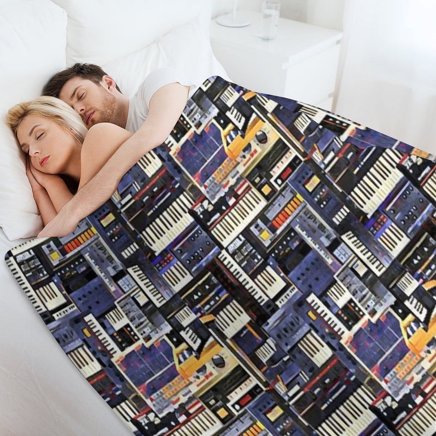 Synthesizer Lover Artwork Throw Blanket