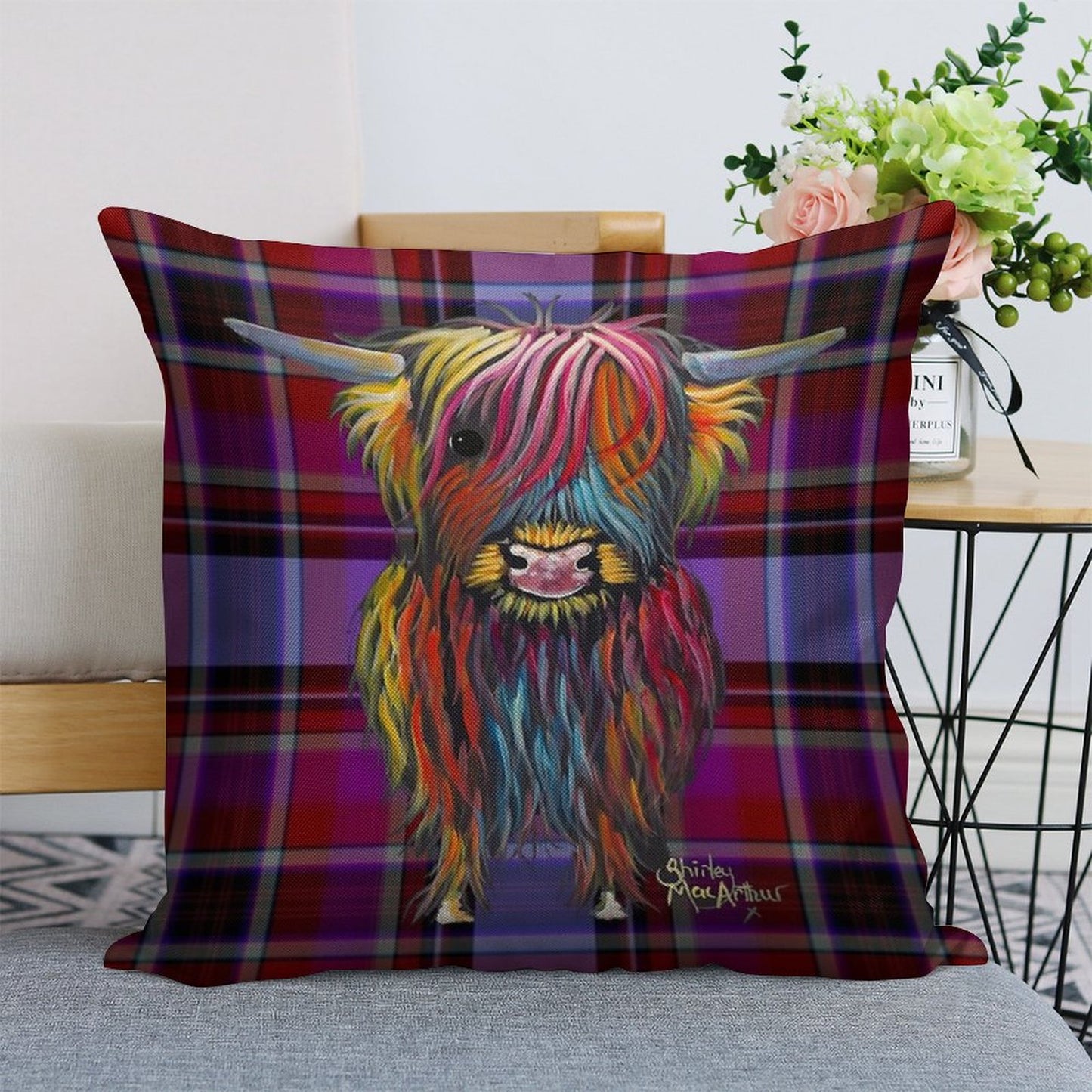 SCoTTiSH HiGHLaND CoW ' TaRTaN BRaVe ONe ' by SHiRLeY MacARTHuR Linen Throw Pillow Cover