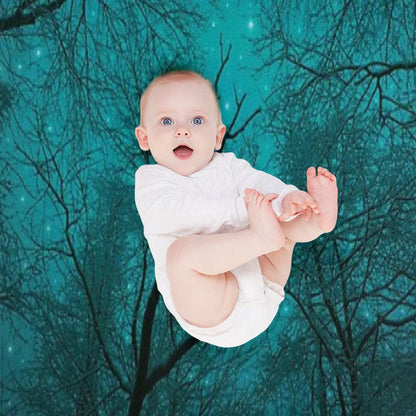 Simply Stare Upward Throw Blanket