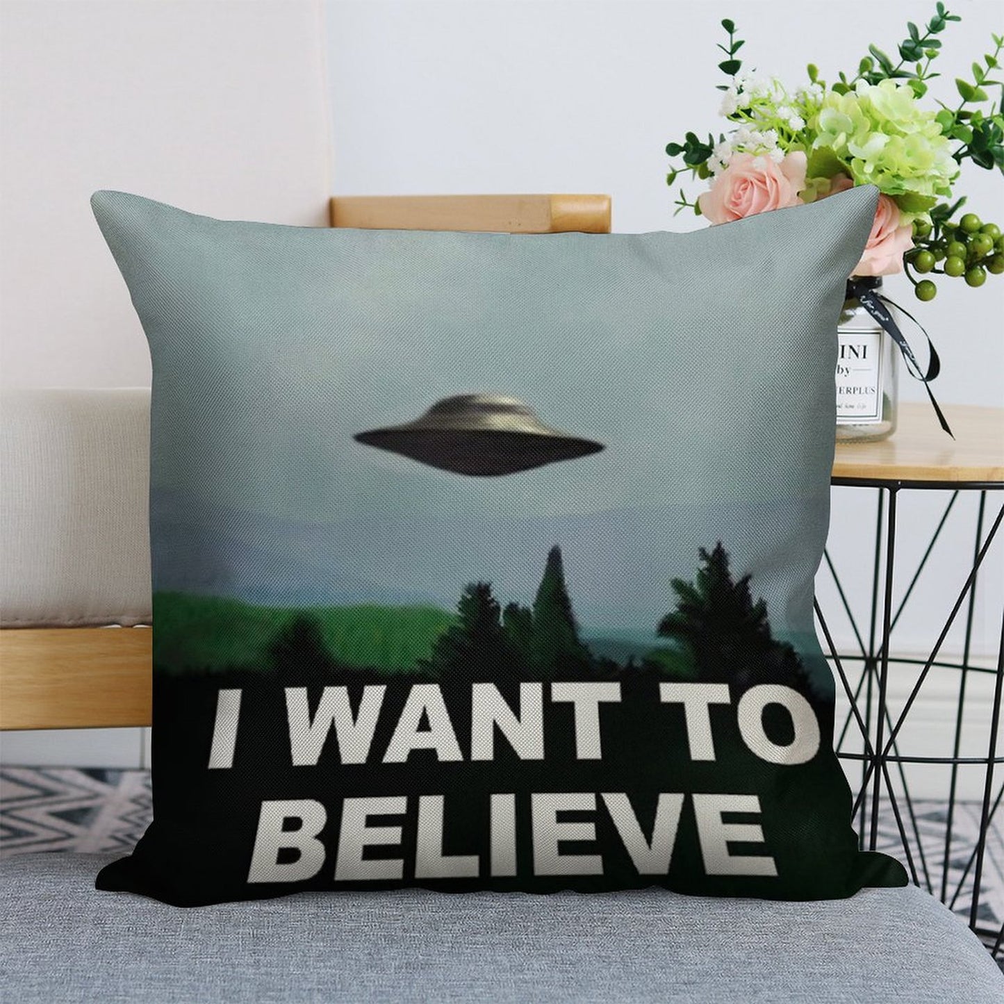 I Want to Believe Linen Throw Pillow Cover