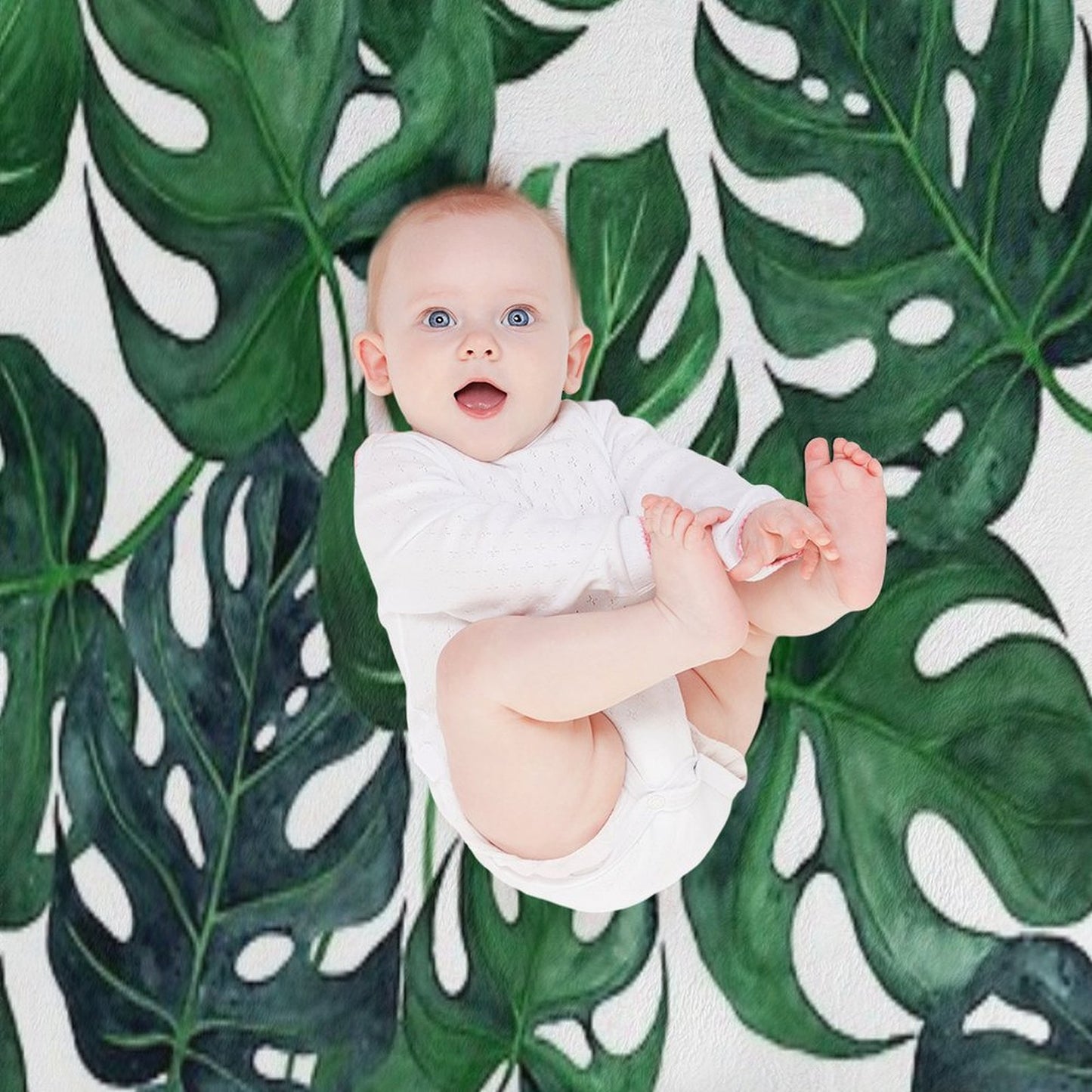 Tropical Monstera Leaves - Dark Emerald Green Throw Blanket