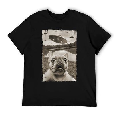 French Bulldog And UFO - Funny UFO And French Bulldog Selfie T-Shirt