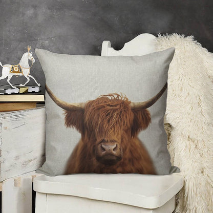 Highland Cow - Colorful Linen Throw Pillow Cover