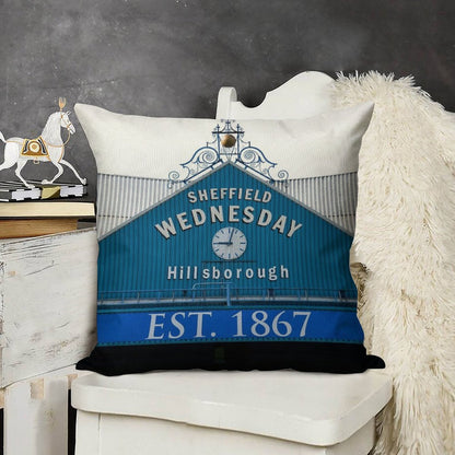 Sheffield Wednesday Famous Clock Linen Throw Pillow Cover