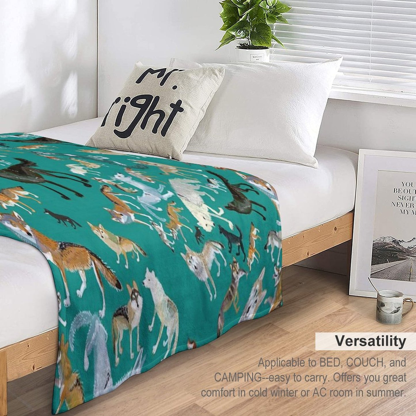 Wolves of The World (Green Pattern) Throw Blanket