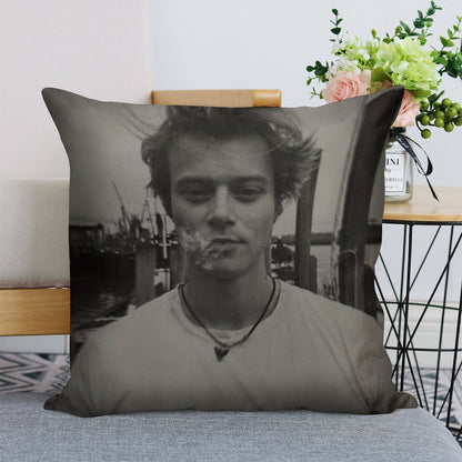 JJ Rudy Pankow Outer Banks Netflix Linen Throw Pillow Cover