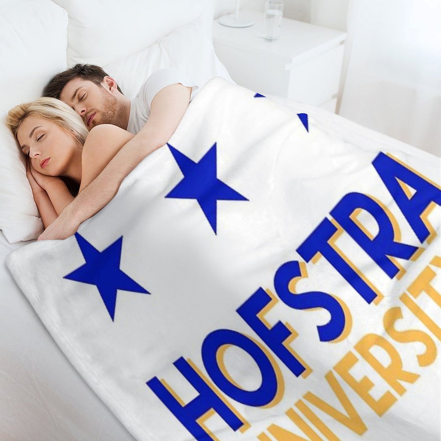 Hofstra University Throw Blanket