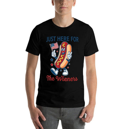 Just Here For The Wieners 4th of July Funny Hot Dog  Lightweight T-Shirt