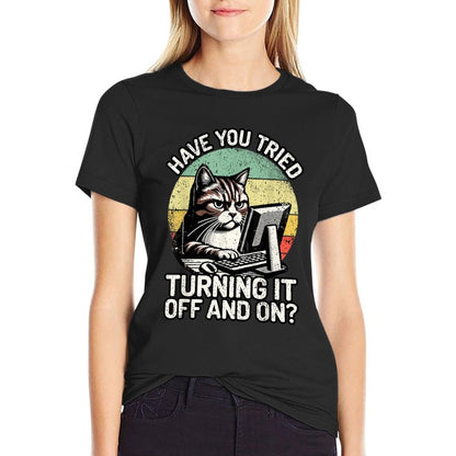 Tech Support Humor I Cat Tech Engineer I Computer IT Guy T-Shirt