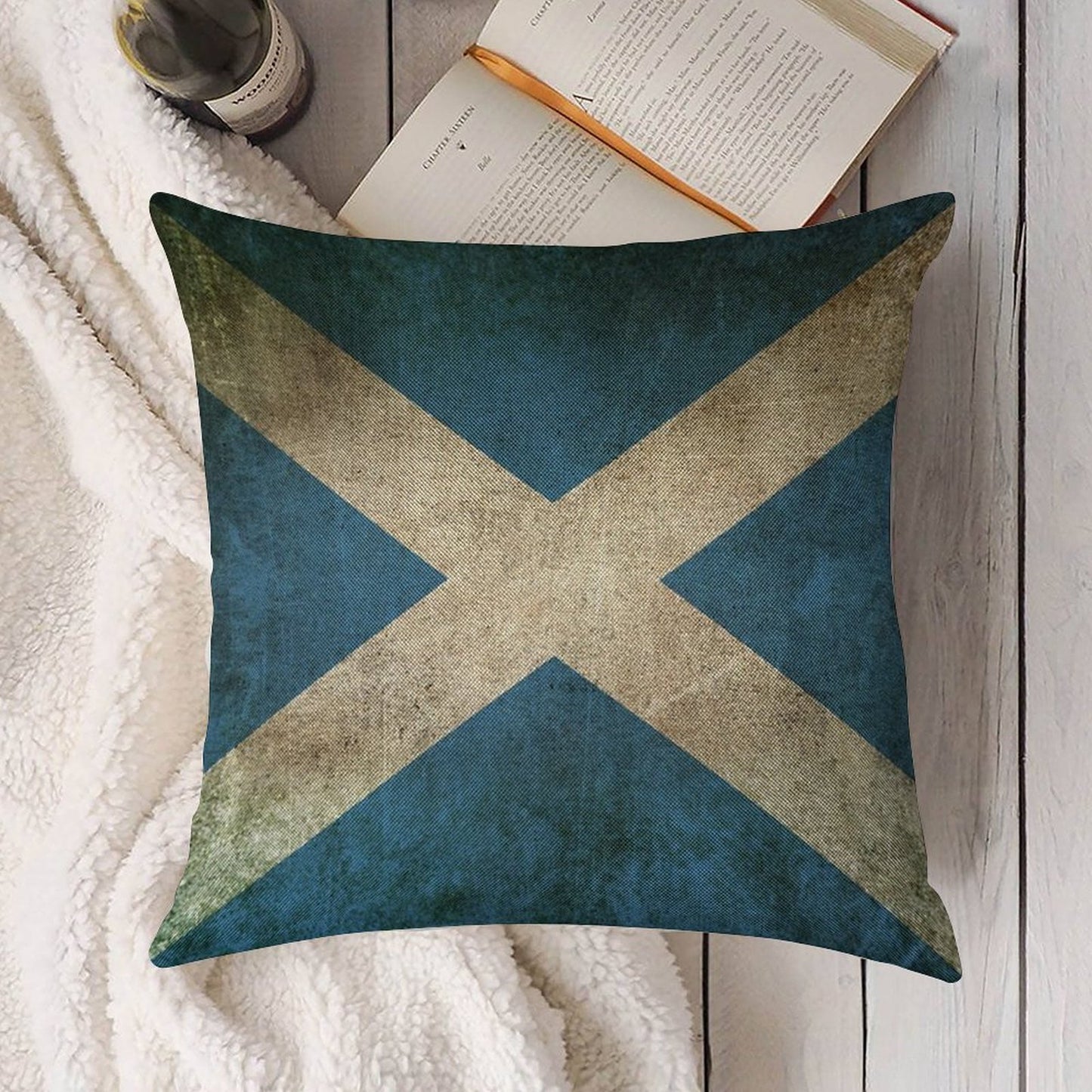 Old And Worn Distressed Vintage Flag of Scotland Linen Throw Pillow Cover