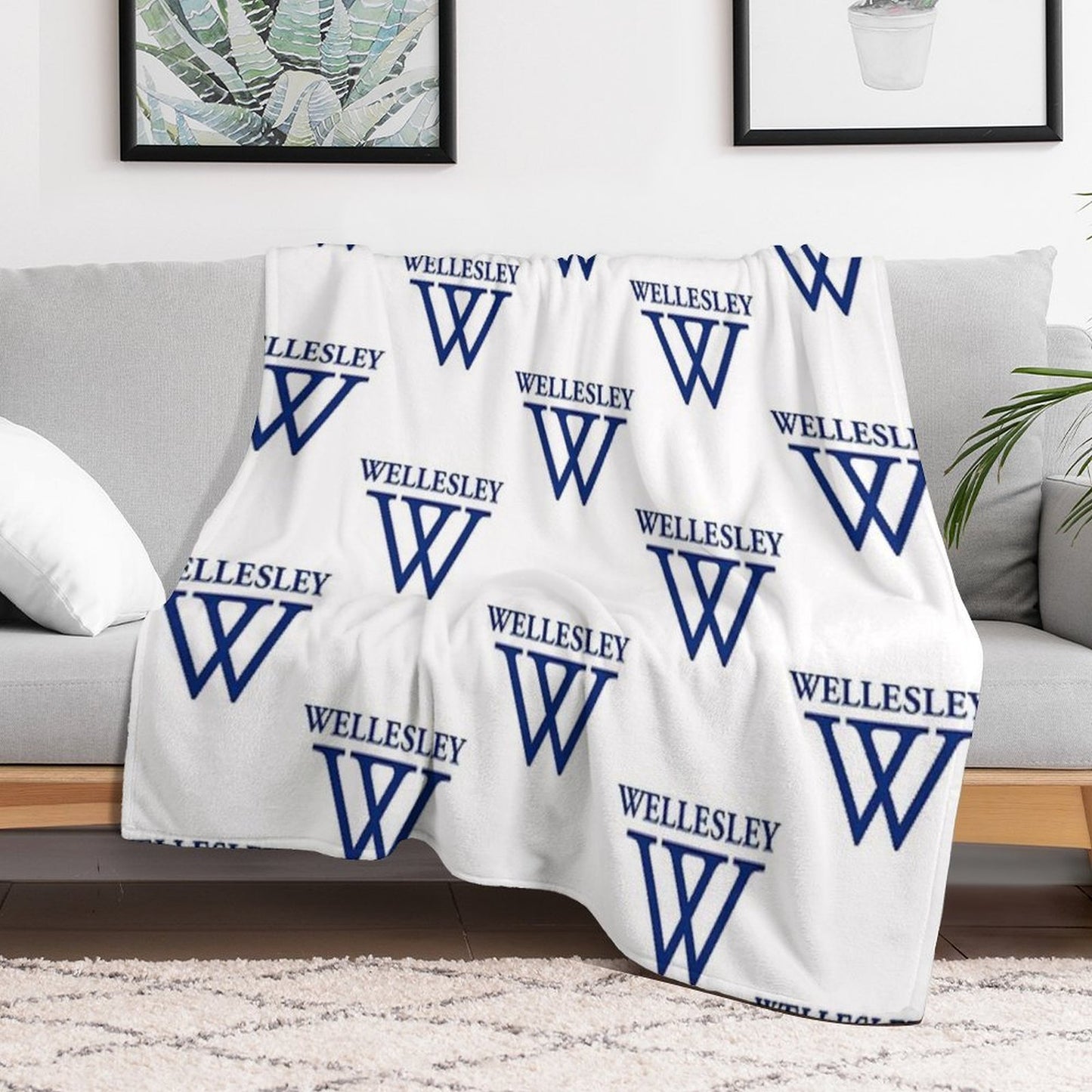 Wellesley University Official Logo Throw Blanket