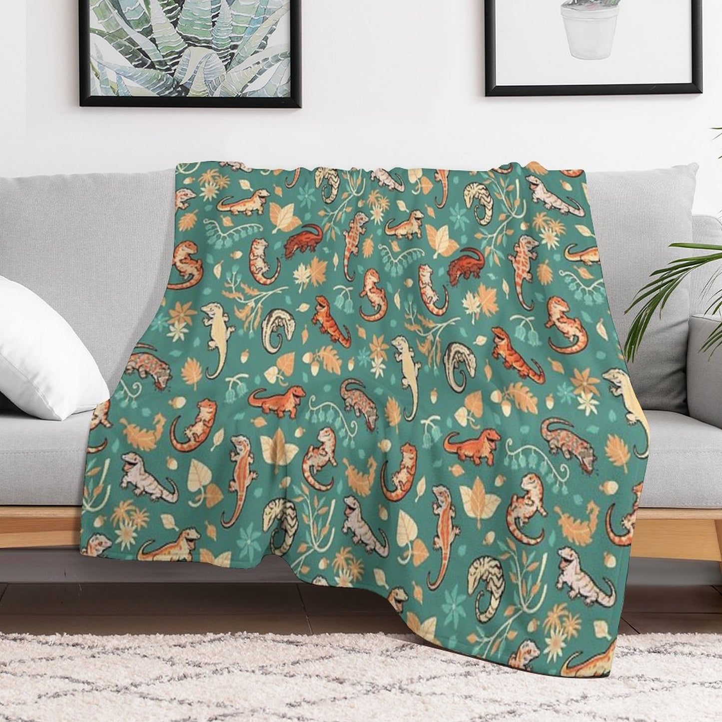 Autumn Geckos in Green Throw Blanket