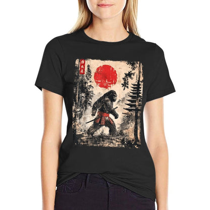Samurai Bigfoot Japanese Vintage Graphic Ukiyo-e Art Funny  Relaxed-fit T-Shirt