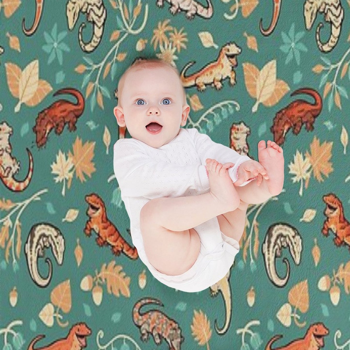 Autumn Geckos in Green Throw Blanket