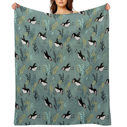 Puffin Under Water Throw Blanket