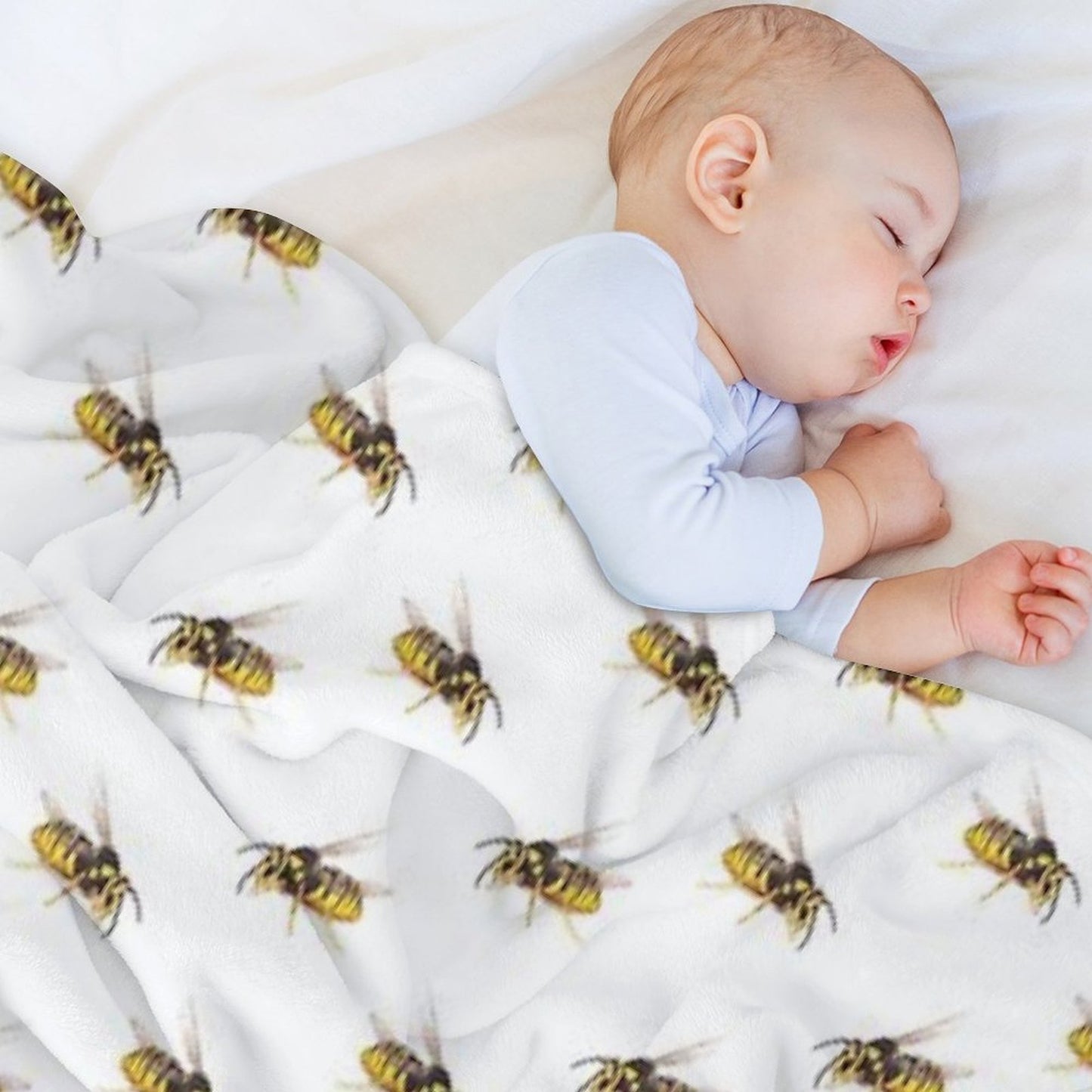 The Wasp Throw Blanket