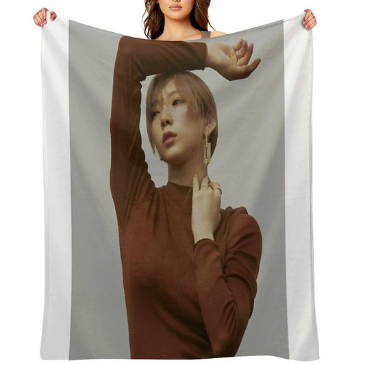 GIRLS GENERATION TAEYEON PURPOSE Throw Blanket