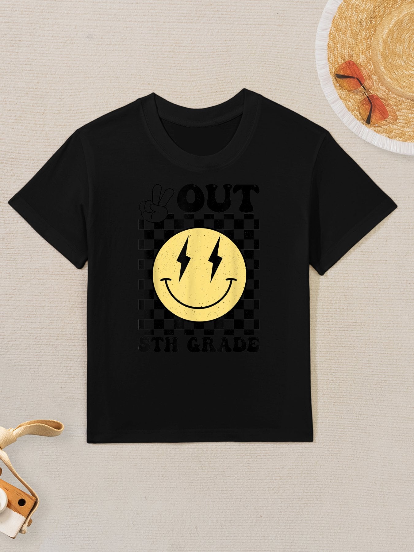 Peace Out 5th Grade Last Day of School 5th Grade Graduation Kids T-Shirt