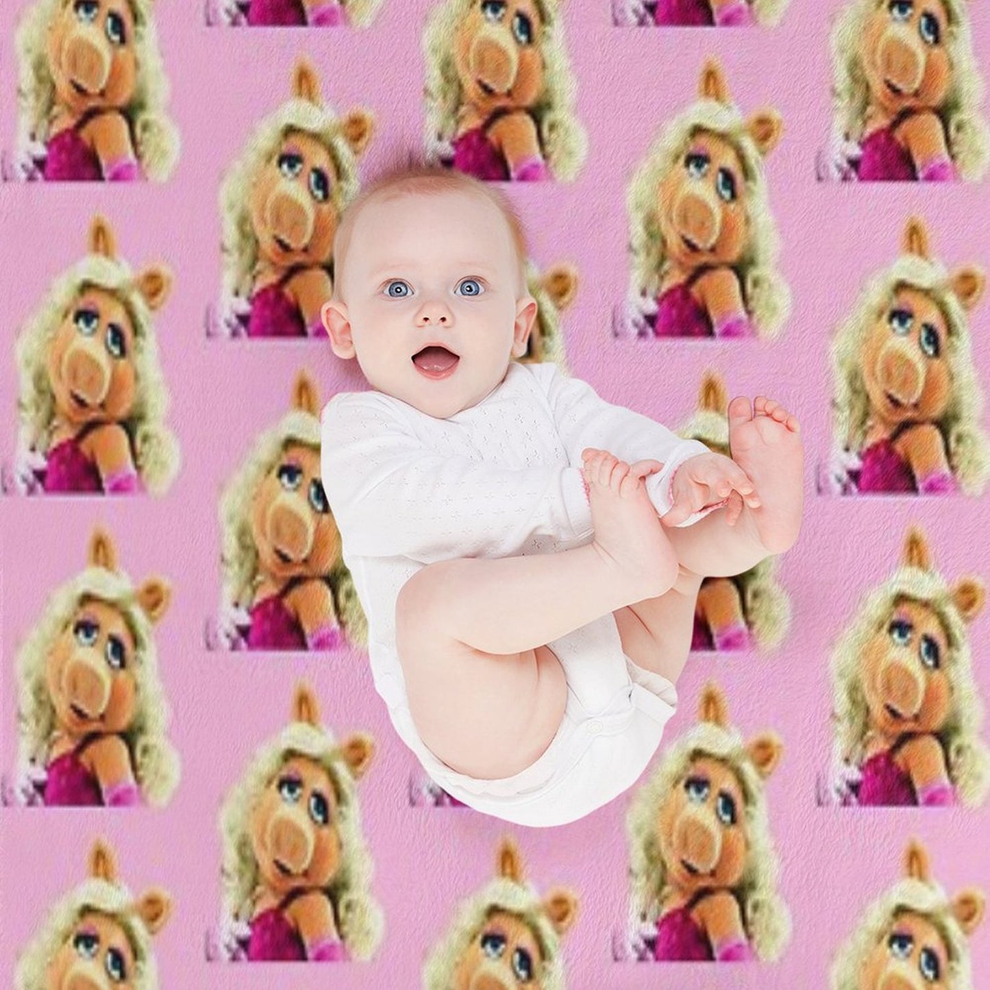 Miss Piggy Muppet 1 Throw Blanket