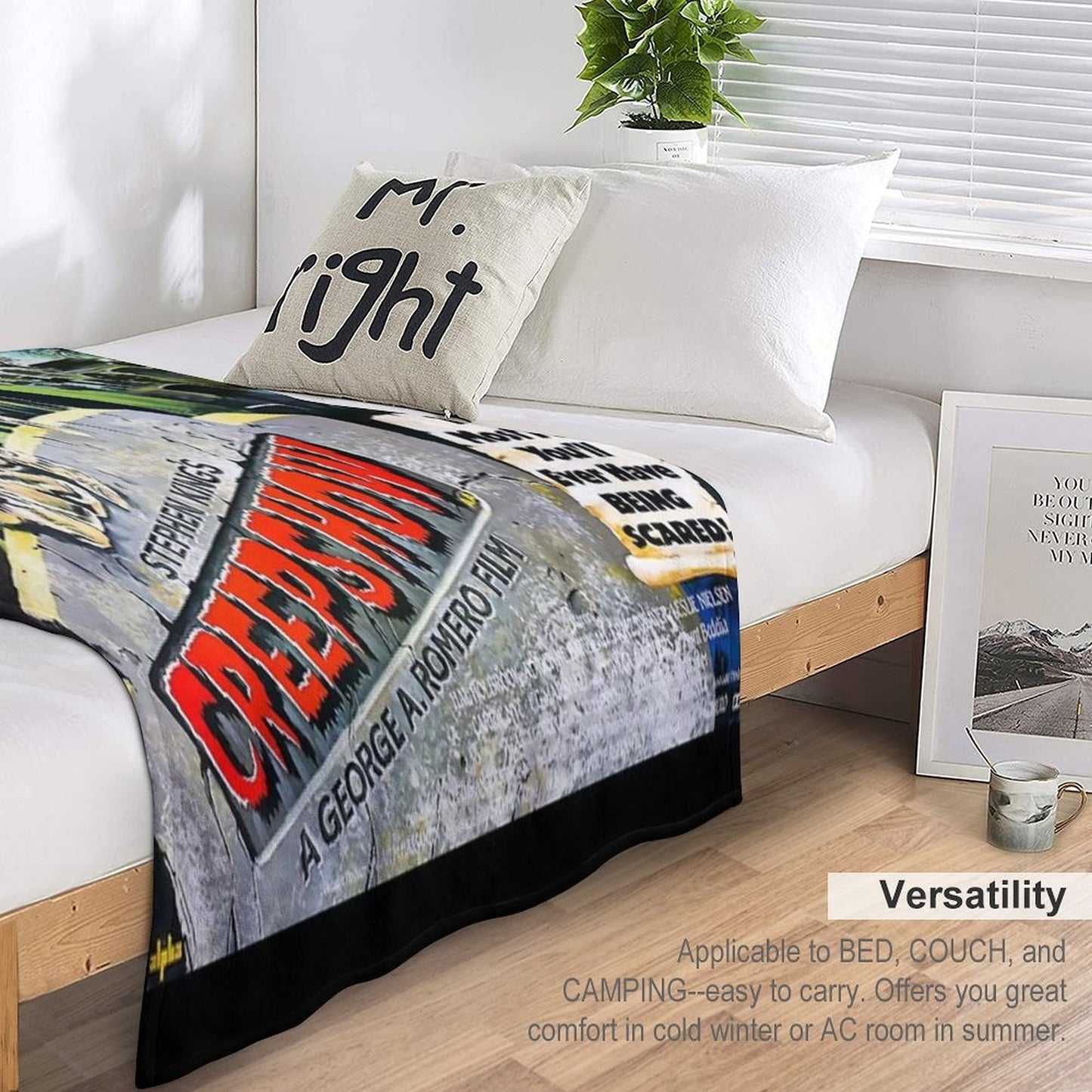 Creepshow Creep Throw Blanket